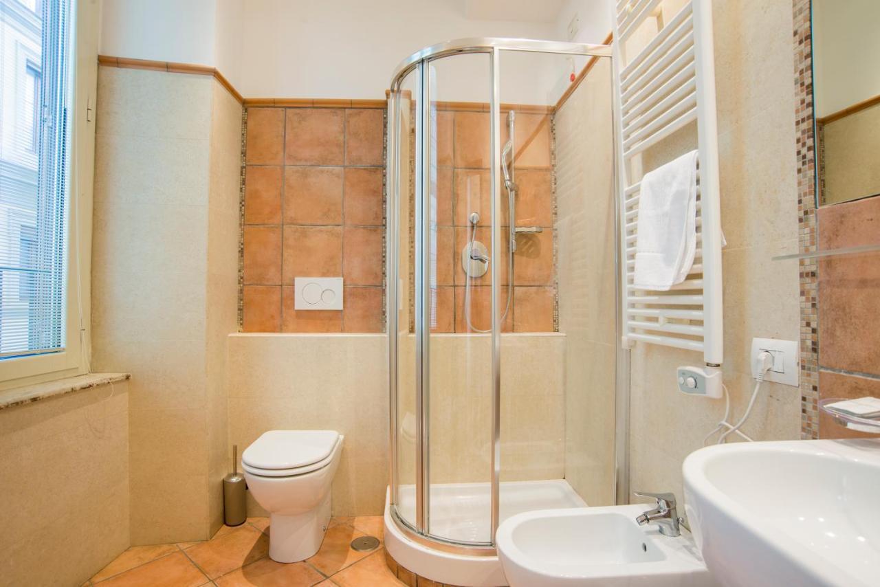 Апартаменти Relais Cavour 133 Рим Екстер'єр фото